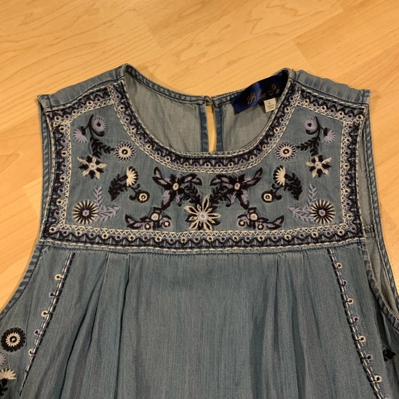 Blue Jean dress - Picture 2 of 3